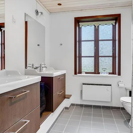 Prázdninový dům Awesome In With Kitchen