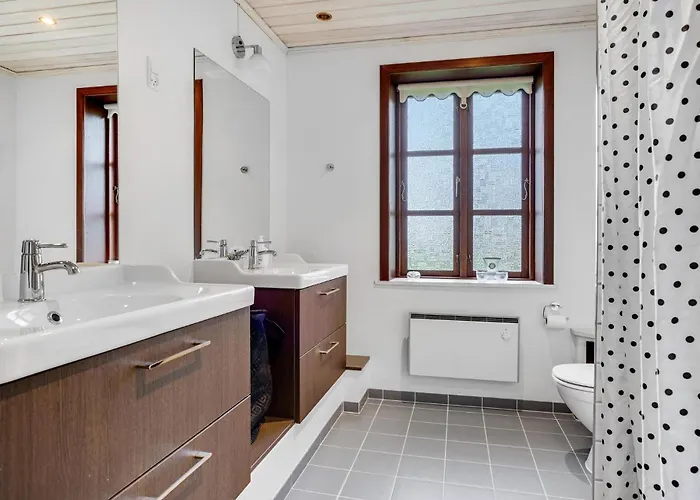 Vakantiehuis Awesome In With Kitchen